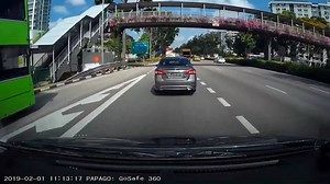 25K views · 102 reactions | "Dangerous and Reckless driving at AYE Exit 11 on 01/02/2019" (Credit: Yen Ng) Need instant updates on traffic situations? Download the motorist app: https://www.motorist.sg/app-AfSiredrRe2 | Singapore Reckless Drivers | Facebook