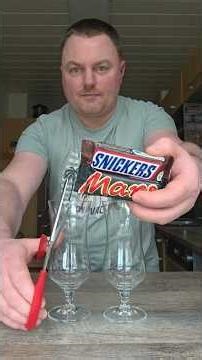 Snickers vs Mars Iced Coffee ☕🍫 #coffee #icedcoffee #snickers #mars #shorts