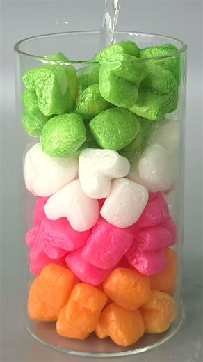 Color explosion! The most satisfying sound of foam 🧪