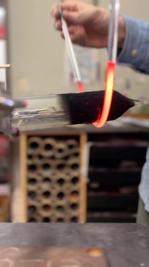 Elliott Todd on Instagram: "How I like to make circles! Got the spiral method which I prefer for smaller diameter circles under two inches. And the half and half which is great for larger bends. I’ve been bending a lot lately getting ready for my demonstration at the IFC at @scc.glass.center #glass #flameworking"