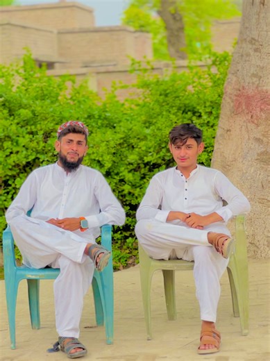 Understanding Followers and Age Demographics on Social Media