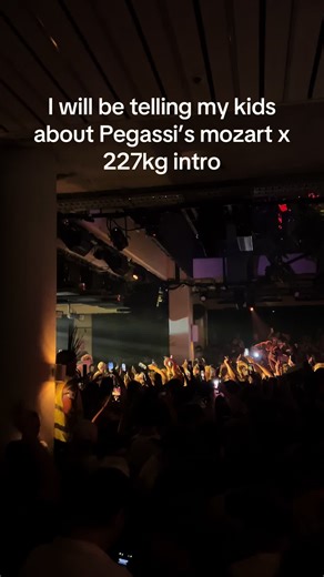 Pegassi's Mozart x 227kg Debut Celebration