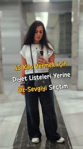 Meryem Kumyol/ Sağlıklı yaşam ile kilo vermek on Instagram: "🌿 Kilo vermek zor olduğu için değil… Yanlış şekilde anlatıldığı için yorucu geliyor. Kimse bir gecede, bir ayda, 3ayda değişmiyor. Kilo vermek, emek ister. Sabır ister. Ama en çok da kendine şefkat ister 🤍 🚫 Şok diyetler 🚫 Hızlı kilo verdiren listeler 🚫 Detoks vaatleri Bunlar seni yorar, odak noktanı Yanlış yere taşır… Ama sağlıklı kilo vermek, seni güçlendirir. 💫 Gerçek dönüşüm; kendinle savaşmayı bırakıp sağlıklı bir yaşam tarz