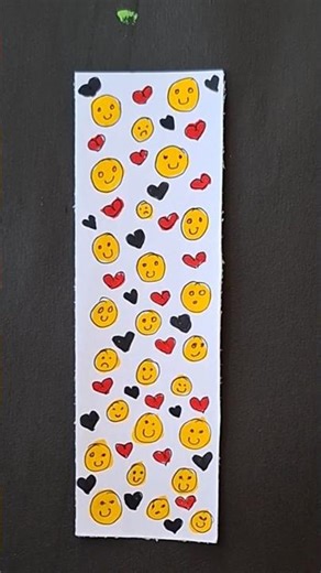 Cute Emoji Bookmark Making | Easy DIY Bookmark Idea | Fun Art for Beginners #Shorts