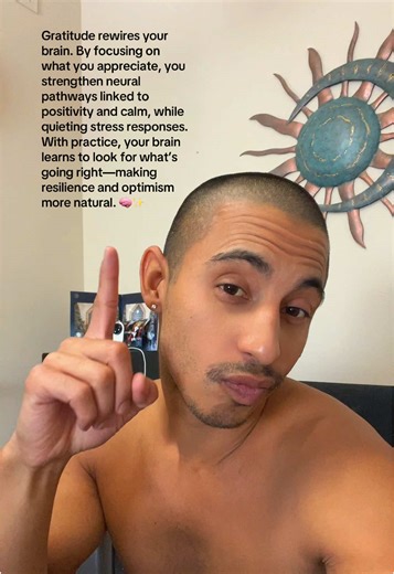 Practice gratitude daily Gratitude rewires your brain. By focusing on what you appreciate, you strengthen neural pathways linked to positivity and calm, while quieting stress responses. With practice, your brain learns to look for what’s going right—making resilience and optimism more natural. 😊 What are you grateful for? #gratitude #nlp #happy #hypnotherapy #goals