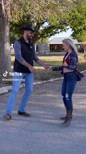 Couple Country Dance Honky Tonk