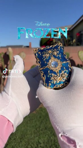 Elsa-Inspired Bracelet Tutorial