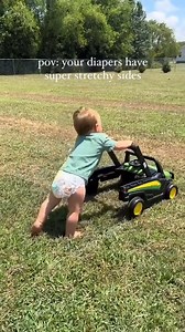 Wiggles, wobbles, and even yard work— our diapers have your little one covered! 💪 With super stretchy sides that flex and stay strong, these diapers move with your baby through every adventure. https://bit.ly/3tROiiO 📹| @lindsaykatecauthennn | The Honest Company