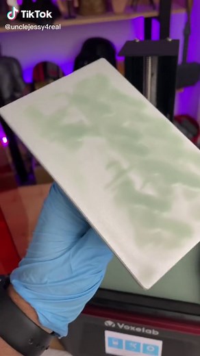 $100 3D Printer mess 🤦‍♂️ #3dprinting #resin #mess #fail #cleanup