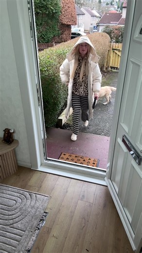 I can't believe how cheap these puffer jackets are! #pufferjacket #jacket #tiktokmademebuylt #getmod