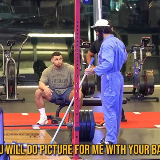 ELITE Powerlifter ANATOLY Use 32kg Mop in the GYM - Bodybuilders Got Angry #50 | Anatoly