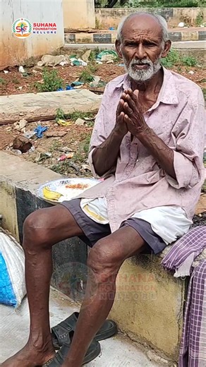 Helping poor people 😭 Helping video | Poor people eating food | Poor people help video #shorts