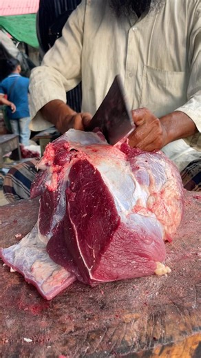 Meat cutting processing scale.