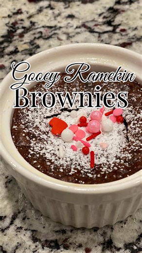 Gooey Ramekin Brownies: A Rich & Fudgy Dessert