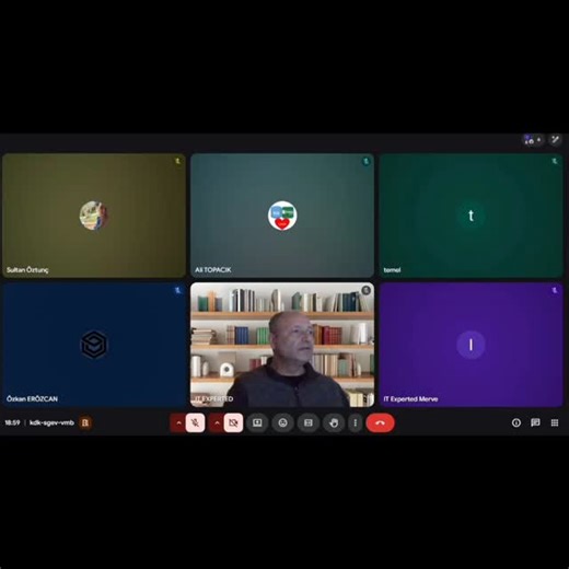 Yazılım, Sistem, Network, Siber Güvenlik Eğitimleri on Instagram: "🔔 SQL Temel Seviye Eğitiminde Son Ders! ☕ Kısa bir mola verdik… SQL Server’dan başlayarak T-SQL, veritabanı ve tablo oluşturma, veri ekleme & güncelleme, tekil tablo sorguları, joins ve subquery’lerle temel SQL altyapısını tamamlıyoruz. 📸📸 Mola arasından kareler ❗ Sen hâlâ aramızda değilsen, bir sonraki grup için bizimle iletişime geç! 🌐 www.itexperted.com.tr 📞 0506 862 82 44 📧 info@itexperted.com #sql #sqlserver #tsql #ver