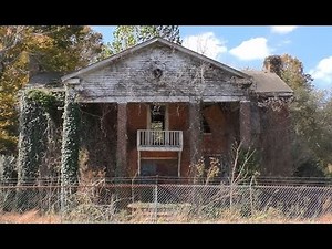 #26 19th Century HISTORIC Abandoned Large Brick home in Kentucky