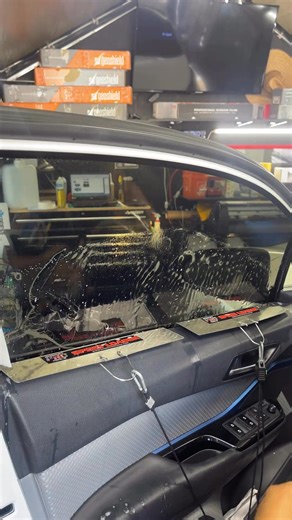 9.3K views · 235 reactions | Window tint install #tinting #windowtinting #tint #windowfilm #windowtint #asmr #satisfying | Joel Martinez Vazquez | Facebook