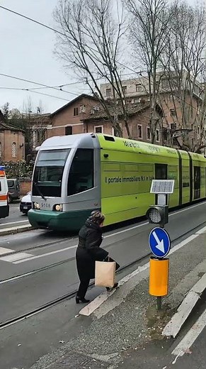 Driving Through Rome Italy 🇮🇹 | Daytime POV City Drive