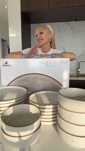 Bojana on Instagram: "Kupovina novih stvari za kucu je fun ali cim dodjem kuci uzbudjenje mi splasne kad tek tada shvatim koliko me posla ceka😂🥴🏡"