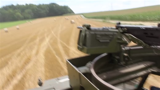 Comme des gamins avec un Half Track M2A1😜 #histoire #bunkermemory #militaria #ww2 #omaha #debarquement #tank #overlord | Bunker Memory