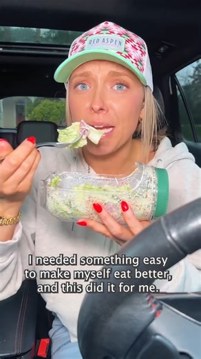 Tired of opening your lunch just to find soggy greens and leaky dressing everywhere? The FreshLock™ Pod keeps your meals fresh, crisp, and 100% mess-free — so you can finally enjoy healthy eating anywhere. ✅ Leakproof dressing capsule ✅ 4.5 cup capacity (full meal size) ✅ Dishwasher, freezer & microwave safe Don’t let another salad go to waste. 👇 https://www.letisu.online/salad | Letisu Device