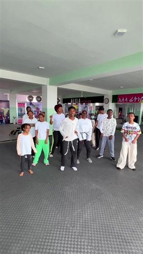 Beginner Dance Class Moves with Mr. Dave — Easy Steps for FYP