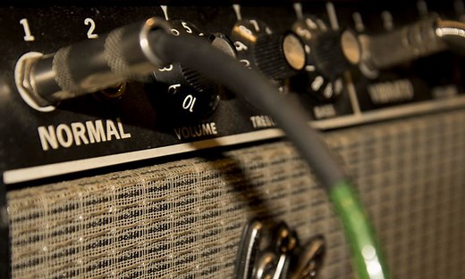 Fender Deluxe Reverb: the most played, recorded and sought after amp in music history