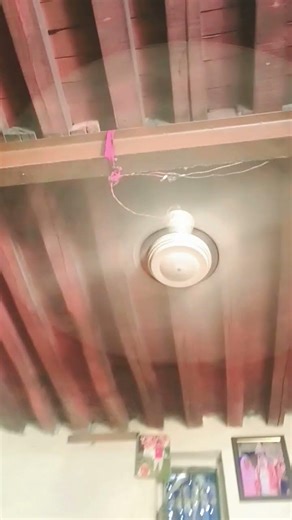 Pankha chalta hai Itni Gaur Se Kyon sun rahe ho rasgulle Thodi Na Dega😂😂😂