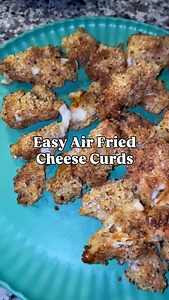 Here’s an easy recipe to make at home for the perfect air fried cheese curds. If you look online, you’ll see most recipes have these same basic steps, but you can freestyle with your spices. We kept it simple with @mortonsalt Season All and @lawrysseasoning Seasoned Pepper. The cheese curds are from @kuehnertdairyfarm Milk House in Fort Wayne, and they were delicious (no surprise there). We made these as a fun TV watching snack, but do you really ever need an excuse to whip up some cheese curds?
