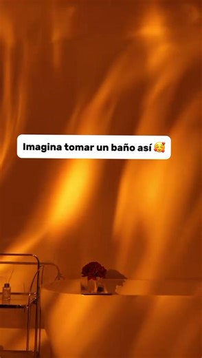 🌌 Auralight – Vive la magia de las auroras en tu habitación ✨ La Lámpara Auralight Cube no es solo una luz — es una experiencia sensorial que transforma tu ambiente por completo. ✅ Crea un ambiente relajante y elegante ✅ Ideal para tus noches de descanso o meditación ✅ Efecto aurora que hipnotiza y calma ✅ Diseño minimalista que combina con cualquier espacio 🎧 Perfecta para acompañar tu música favorita o momentos de desconexión. 📩 Manda mensaje para hacer tu pedido y vive la experiencia hoy m