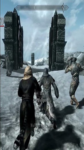 Teaching the Dragonborn how to Shout Fast #skyrimmultiplayer #skyrimtogether #skyrim