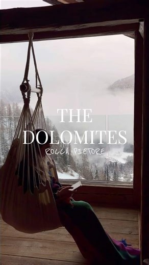Truly speechless at how beautiful #thedolomites are 🏔️ #italy #mountains #cosy