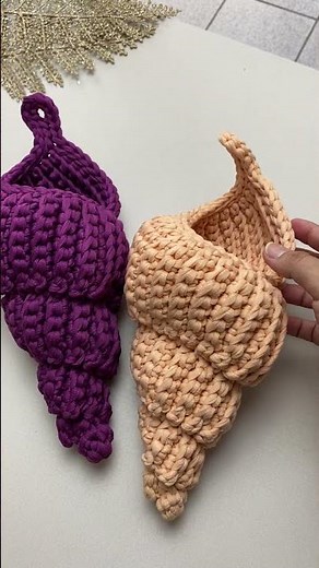 Tutorial available: Crochet snail bag #crochetbags #crochettutorial