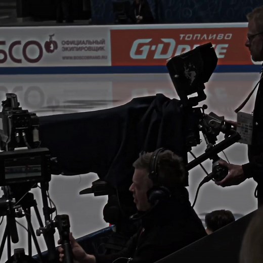the death stare #foryou #foryourpage #competition #program #alexandratrusova #sashatrusova #russia #russianrocket⛸️🚀