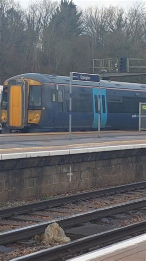 Southeastern 375s Pass Orpington At Speed! | #Class375 #Southeastern #Trains #Trainspotting