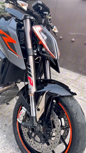 Cambio de aceite súper duke 1290 R #viralreelsシ #mecanica #motos #ktm #superduke | Mane BK