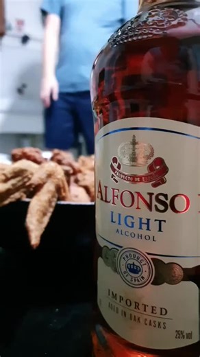 Alfonso Light Brandy: Pambansang Inumin ng Pilipinas