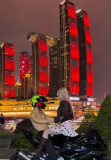 ✨ If you’re visiting China for the first time, Chongqing might be a great choice. Travel in a small group, no rush, with private transfers. In just 3–4 days, you can comfortably explore the highlights of Chongqing 🚗 #chognqing#chinatravel#voyage#traveltips#itinerary