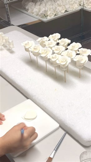 33K views · 2.1K reactions | Gum Paste Rose | Garden Sugar Flowers | Facebook