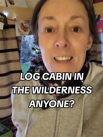 While most people are stuck in routine, Louise wakes up in a log cabin in the Yukon. In Episode 9 of my podcast, she talks honestly about choosing a harder, quieter, more intentional life — and why she wouldn’t trade it for comfort or convenience. 🎙️ Find it via the link in my bio. #livinglifedifferently #change #midlife #women #squibbchallenge