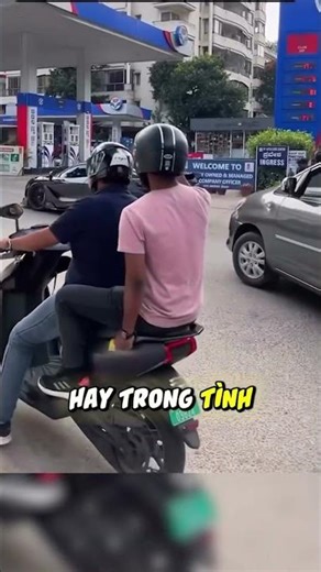 Indian tycoon hires bodyguards to protect his McLaren #supercar #shorts