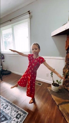 It's time to dance! Meet the Prima Ballerina Mini Game from HABA USA! 🩰✨