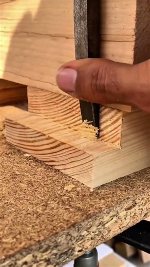 The internal structural framework of a wooden board and the necessary wooden beams #woodworking