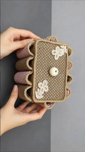 Easy Upcycling Idea: DIY Bath Mat and Toilet paper rolls Storage basket! #diy #craft #artoftheday