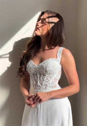 Happy Saturday, beautiful brides-to-be!💓🦢🥂 🤍 Step into the Amanda’s Touch Bridal experience—where finding your wedding dress feels personal, thoughtful, and unforgettable.⁠ ⁠ Work one-on-one with a dedicated bridal stylist who listens to your vision and helps you discover the gown that feels truly meant for you. Whether your style is timeless, modern, or romantically detailed, we’re here to guide you every step of the way.⁠ ⁠ ✨ What to Expect at Amanda’s Touch Bridal:⁠ • Wedding dresses in s