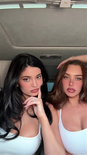 Kylie Jenner: Lo Último en Moda y Estilo