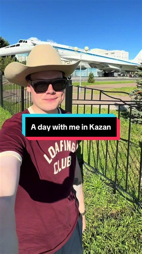 Most Westerners have probably never heard of this city… Welcome to Kazan 🇷🇺 And yes, I drive around Russia with a 360° spy cam 🕵️😂 Kazan is honestly one of the most beautiful and unique cities I’ve visited in Russia. This is Kazan. 🇷🇺❤️ #europe #culture #russia #usa