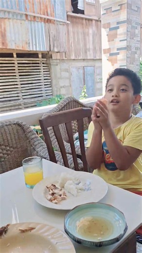 SCHOOL PERFORMANCE TASK Product Commercial/Advertisement Nice one Jairus hehe good job😍👏 Pinagpaalam ko sa kanya na ipopost ko video niya hehe #PerformanceTasks | Melanie Verganio Abela