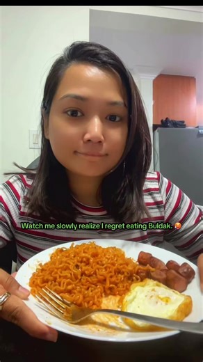 I almost died😡🥵#buldakramen #buldakchallenge #mukbang #creatorsearchinsights