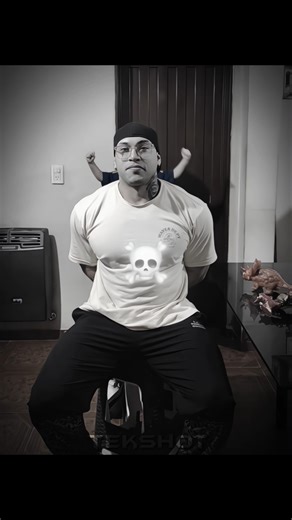 Biceps Check Trend ☠️